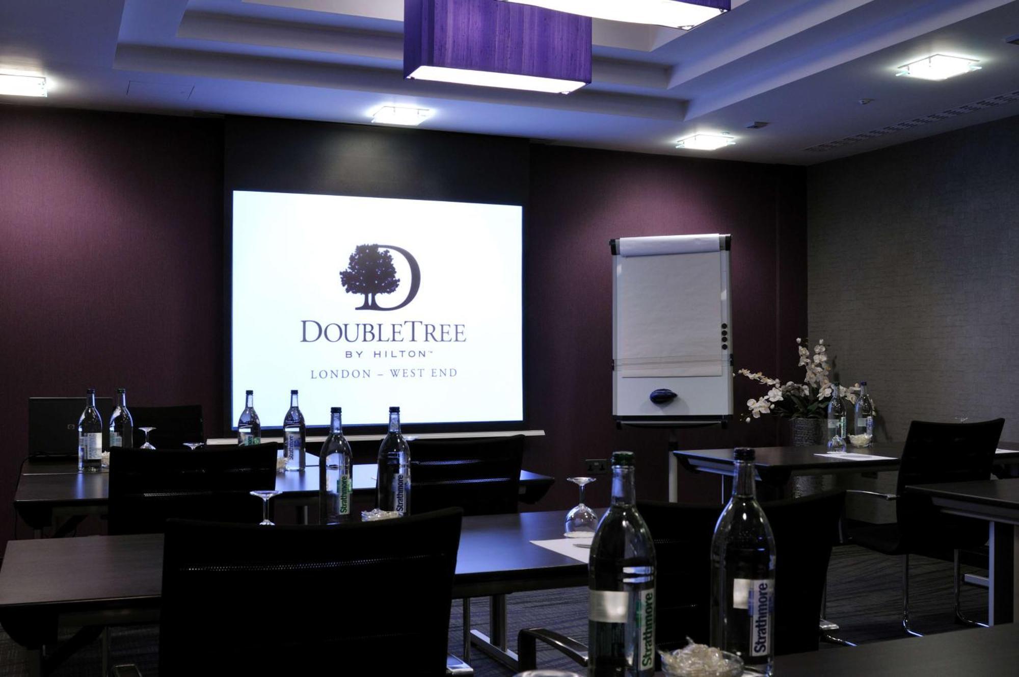 Doubletree By Hilton London - West End Otel Dış mekan fotoğraf